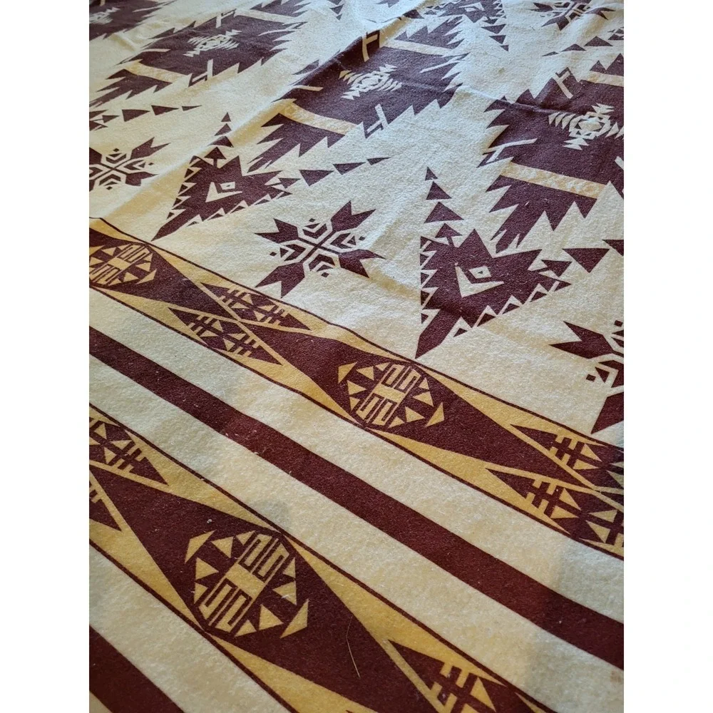 Large Antique Vintage Native American style Blanket / bed coverlet 7' x 6' USA